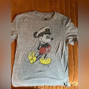 Disney Cruise Line Mickey Mouse Captain tee size small